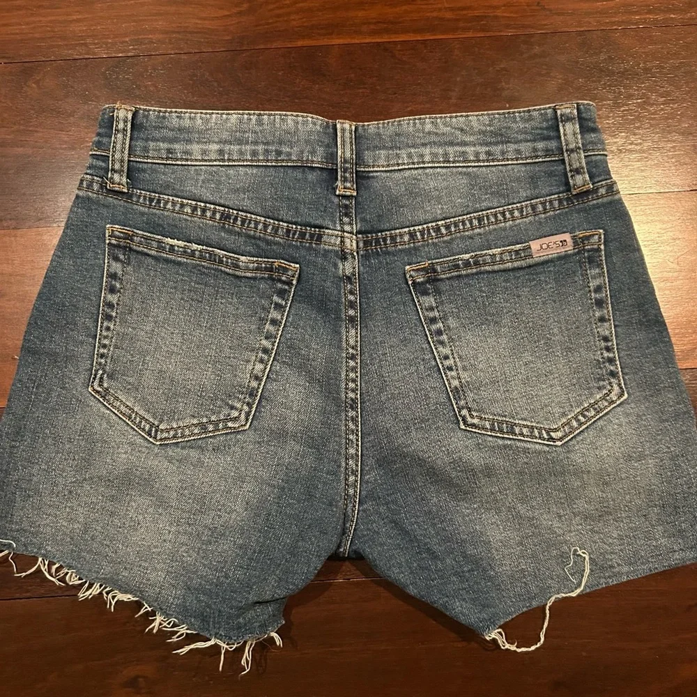 Joe's Jeans Classic Blue Jean Shorts Size 24 - Picture 4 of 5
